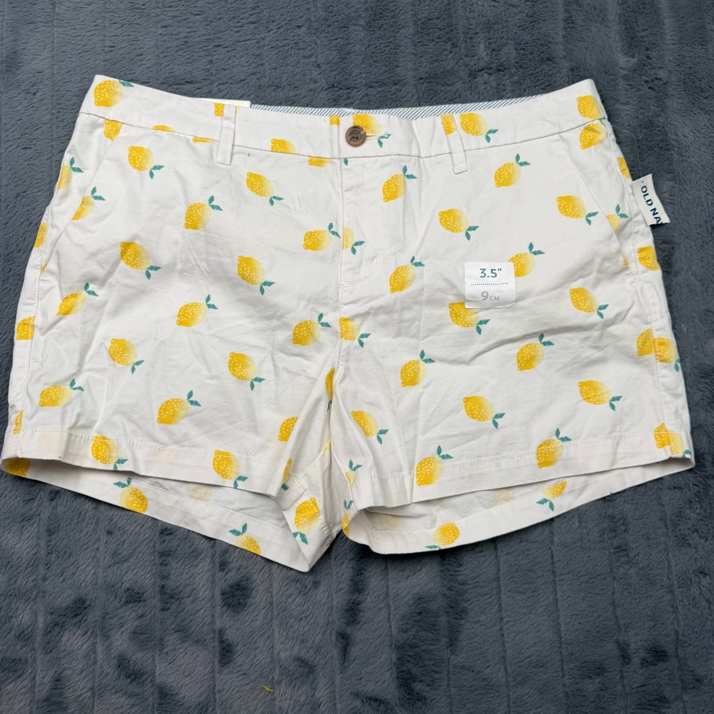 Old Navy Everyday Shorts Womens White Yellow Lemon Print Cotton 3.5 Inch Inseam